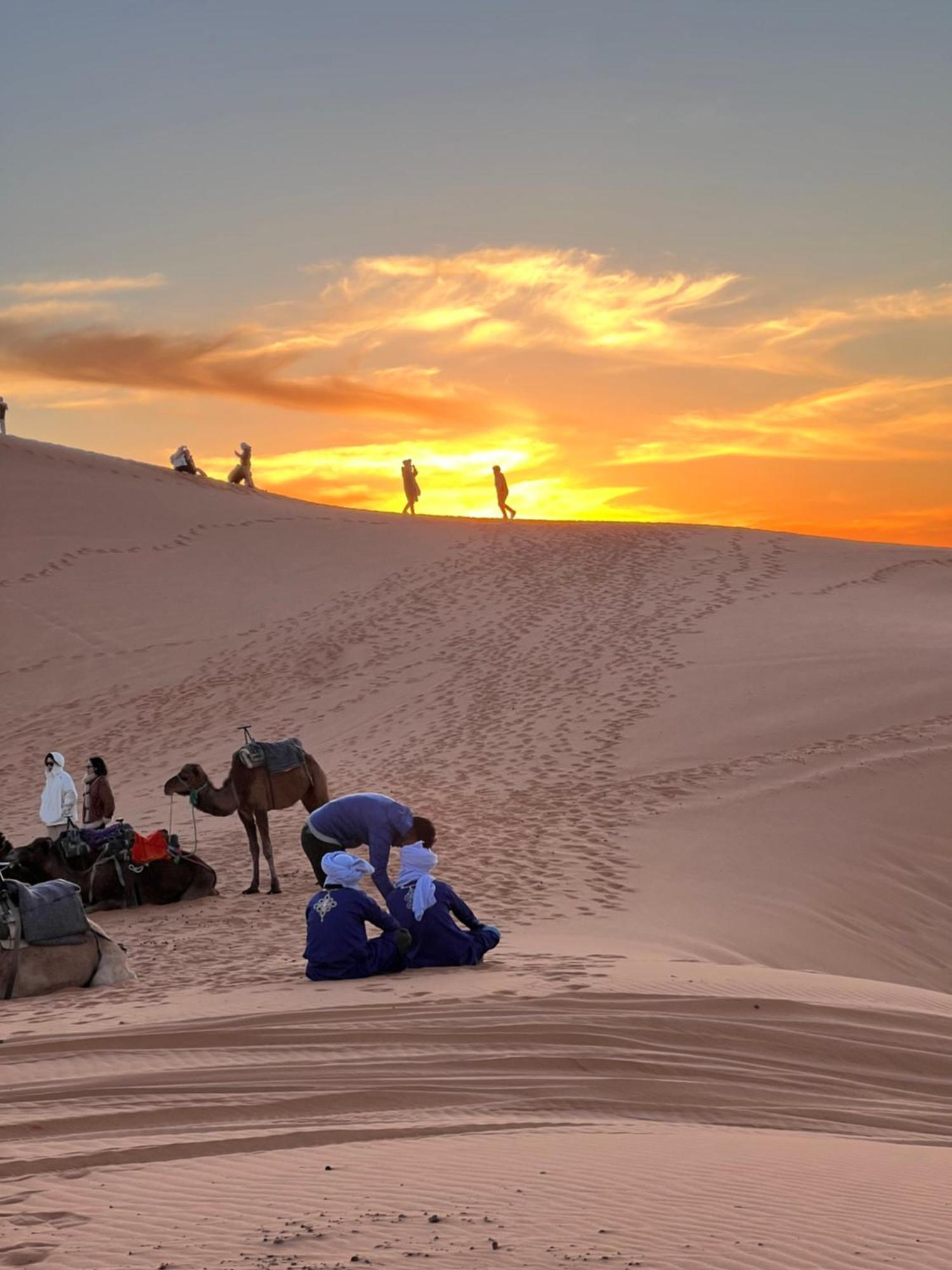 Dunes Camp 4*